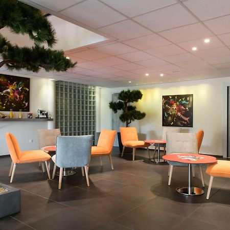 Hotel Kyriad La Rochelle Centre Ville Exterior foto