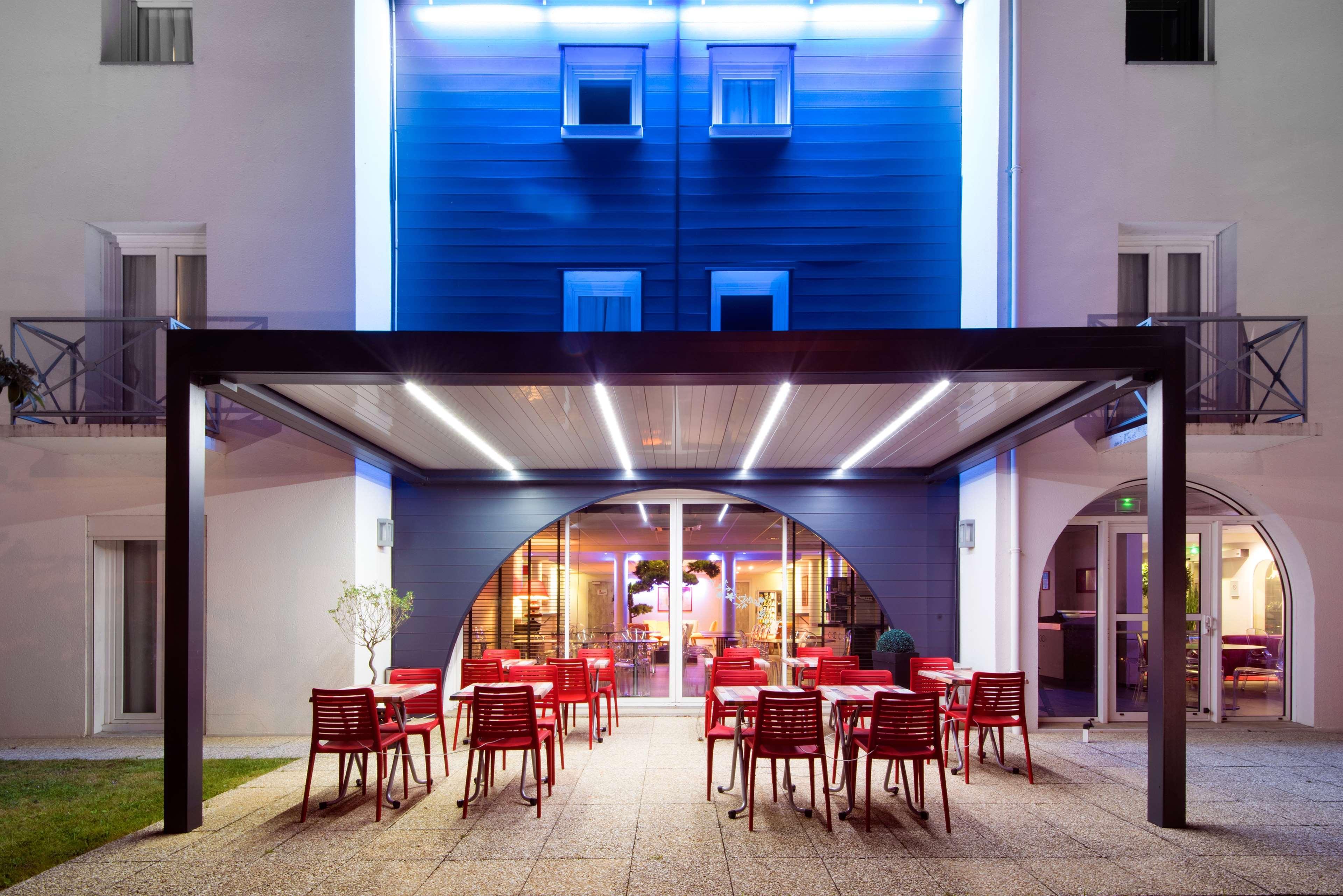 Hotel Kyriad La Rochelle Centre Ville Exterior foto